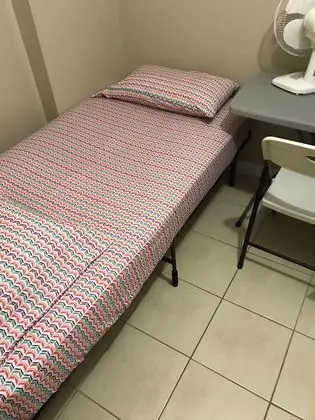 Tek Kişilik Oda, Ortak Banyo