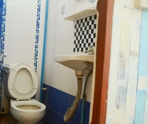 Standard Triple Room with Air-conditioner