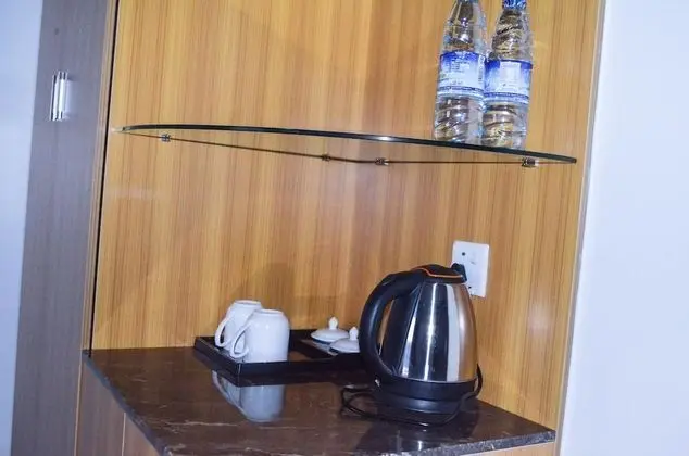 Business Büyük Yataklı Tek Kişilik Oda, Şehir Manzaralı