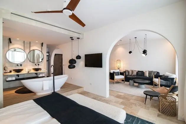 Luxury Apart Daire, 1 Yatak Odası, Balkon, Deniz Manzaralı (Free Access to AquaHouse & Beach)