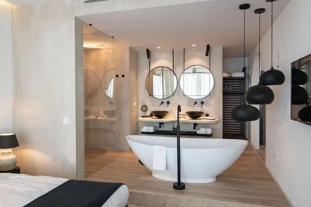 Luxury Apart Daire, 1 Yatak Odası, Balkon, Deniz Manzaralı (Free Access to AquaHouse & Beach)