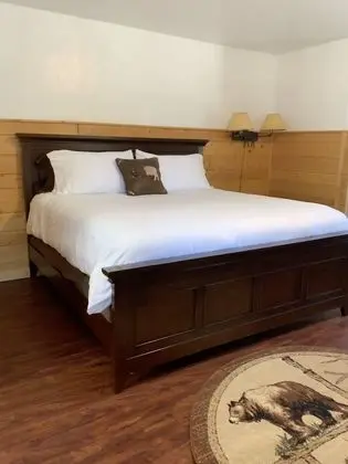 Comfort Oda, 1 En Büyük (King) Boy Yatak (Room 12, bottom floor)