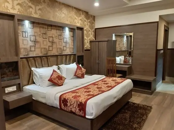 Deluxe Süit, Birden Çok Yatak, Sigara İçilmez, Tepe Manzaralı