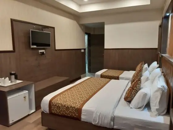Deluxe Süit, Birden Çok Yatak, Sigara İçilmez, Tepe Manzaralı