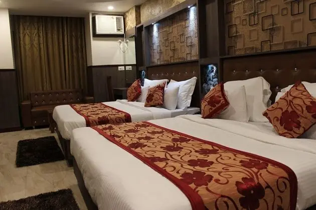 Deluxe Süit, Birden Çok Yatak, Sigara İçilmez, Tepe Manzaralı