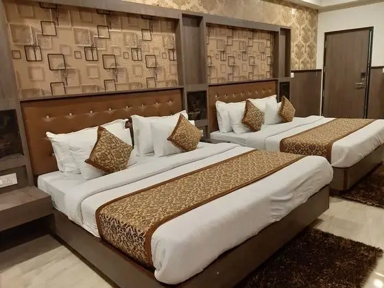 Deluxe Süit, Birden Çok Yatak, Sigara İçilmez, Tepe Manzaralı
