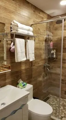 Üç Kişilik Oda, Birden Çok Yatak, Sigara İçilmez
