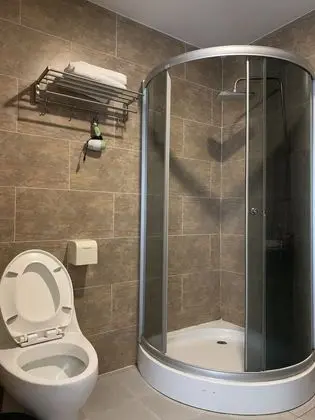 Üç Kişilik Oda