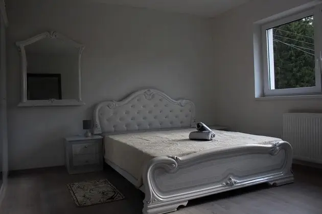 Classic Tek Büyük Yataklı Oda