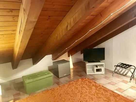 Tek Büyük Yataklı Oda