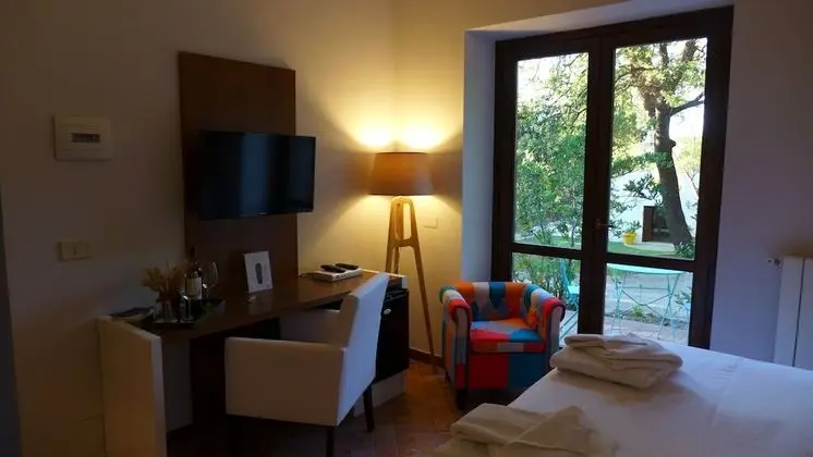 Comfort Tek Büyük veya İki Ayrı Yataklı Oda (Querce 1)