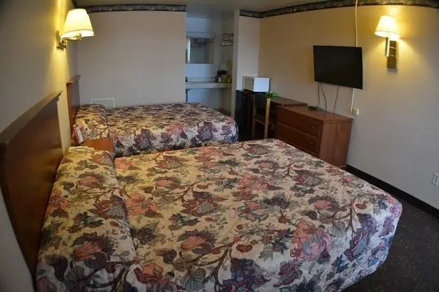 İki Queen-Size Yataklı Oda (Sigara İçilmez)