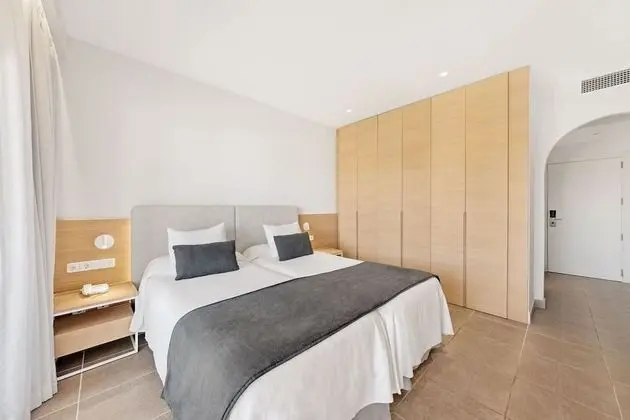 Superior Tek Büyük Yataklı Oda, Balkon, Deniz Manzaralı