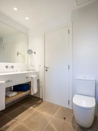 Superior Tek Büyük Yataklı Oda, Balkon, Deniz Manzaralı