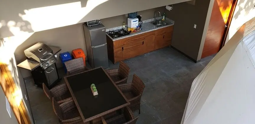 Family Deluxe Tent, Hot Tub