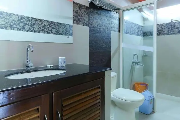 Traditional Tek Büyük Yataklı Oda