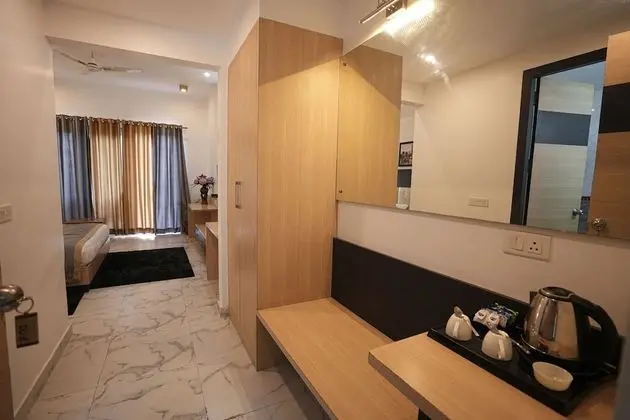 Deluxe Tek Büyük Yataklı Oda