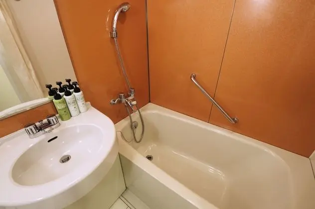 Standard Tek Büyük Yataklı Oda, Sigara İçilebilir (with Loft Bed)