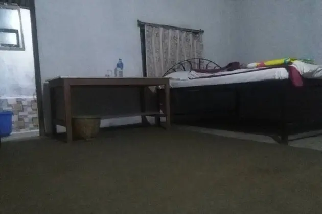 Basic Tek Büyük Yataklı Oda