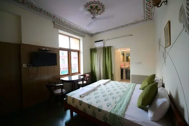 Deluxe Tek Büyük Yataklı Oda, 1 Çift Kişilik Yatak, Dağ Manzaralı
