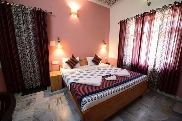 Deluxe Tek Büyük Yataklı Oda, 1 Çift Kişilik Yatak, Dağ Manzaralı