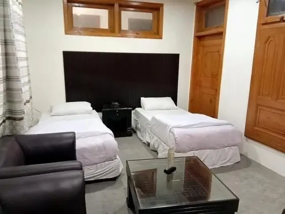 Standard Tek Büyük Yataklı Oda