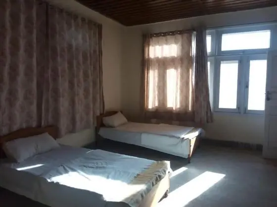 Standard Üç Kişilik Oda