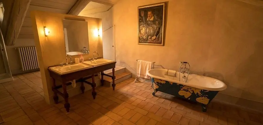 İki Ayrı Yataklı Oda, 1 Yatak Odası, Ortak Banyo, Bahçe Manzaralı