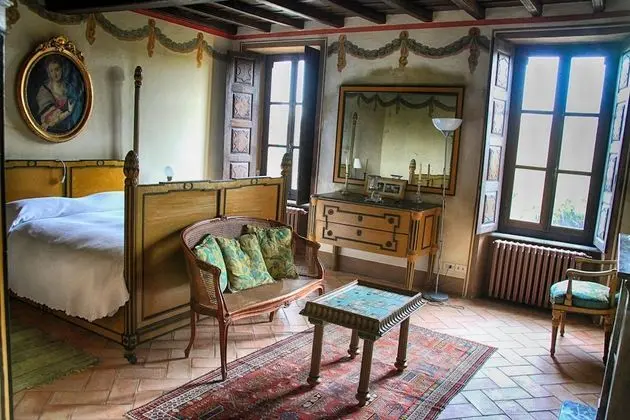 Tek Büyük Yataklı Oda, Özel Banyo, Bahçe Manzaralı