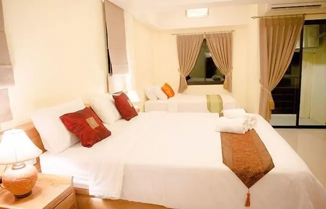 Deluxe Üç Kişilik Oda