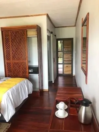 Exclusive Tek Büyük Yataklı Oda