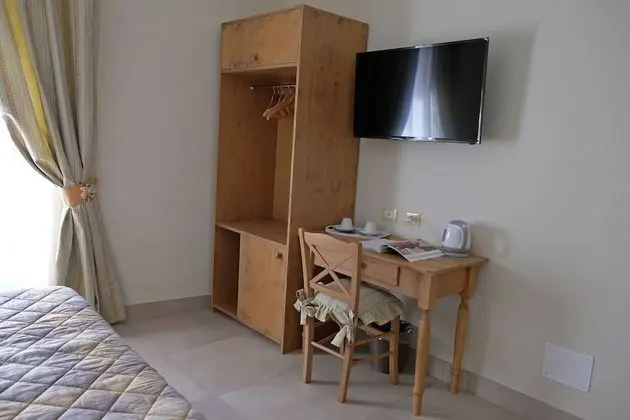 Standard Tek Büyük Yataklı Oda
