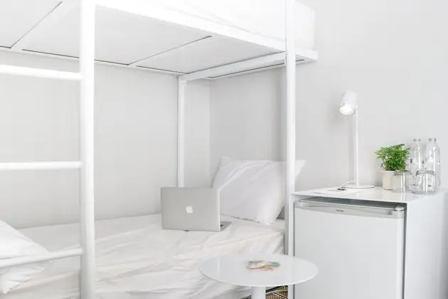 Standard room without window