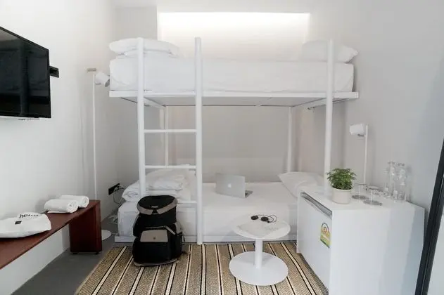Standard room without window