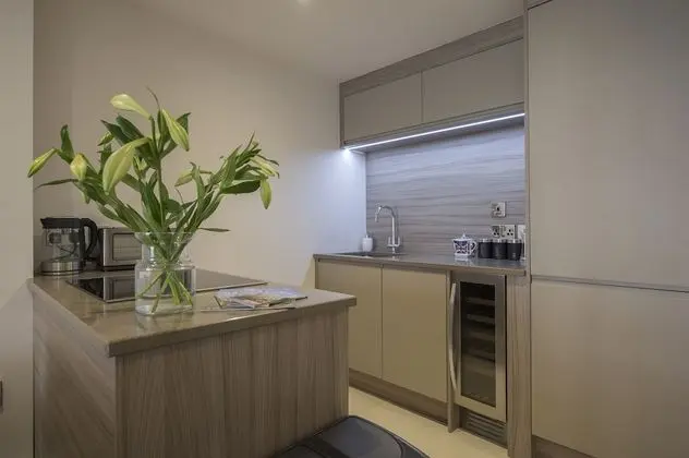 Luxury Apart Daire, Banyolu/Duşlu, Nehir Manzaralı (Apt 28)