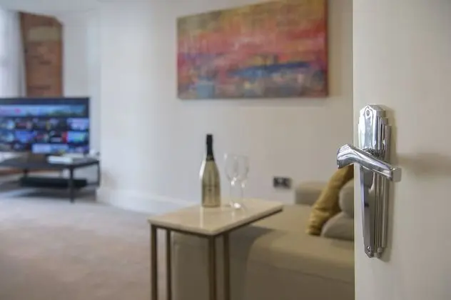 Luxury Apart Daire, Banyolu/Duşlu, Nehir Manzaralı (Apt 28)
