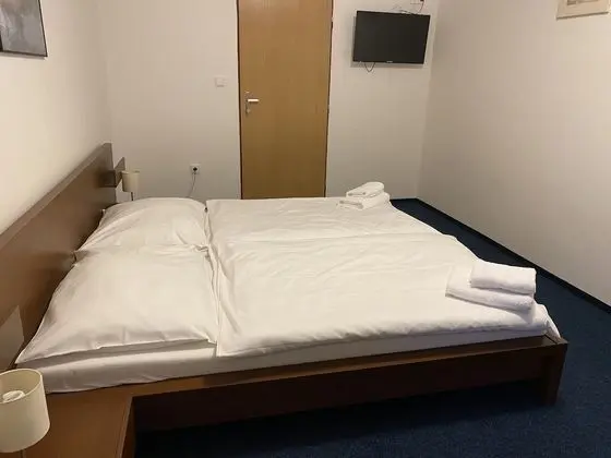 Economy Üç Kişilik Oda