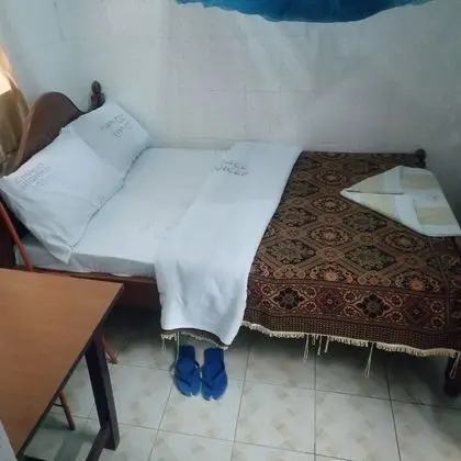 Büyük Yataklı Tek Kişilik Oda