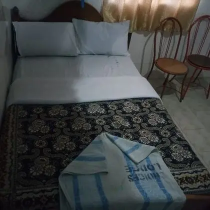Büyük Yataklı Tek Kişilik Oda