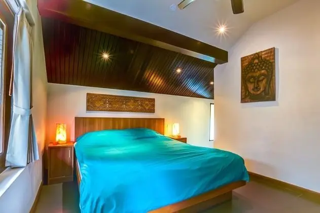 Traditional Villa, 3 Yatak Odası, Havuz Manzaralı, Plaj Kenarı (For 6 guests)