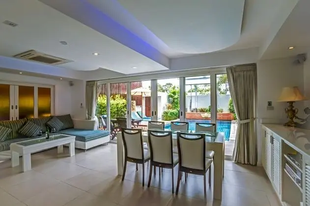 Traditional Villa, 3 Yatak Odası, Havuz Manzaralı, Plaj Kenarı (For 6 guests)