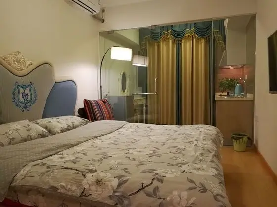 Classic Tek Büyük Yataklı Oda