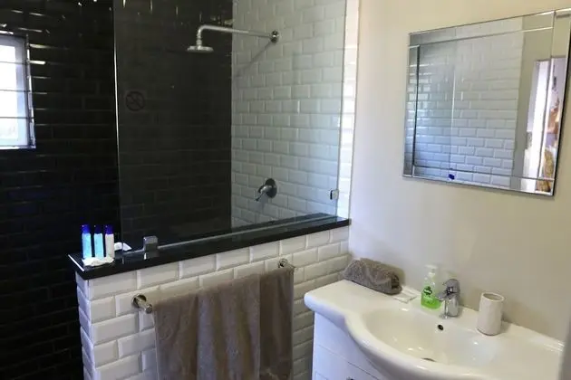 Standard Tek Büyük Yataklı Oda, 1 Yatak Odası, Kısmi Deniz Manzaralı (Puma Room)