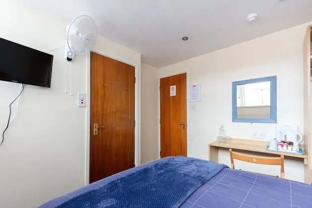 Tek Büyük Yataklı Oda, Manzaralı (Room 11)