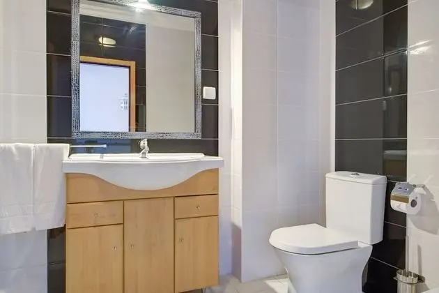 Apart Daire, 1 Yatak Odası, Havuz Manzaralı
