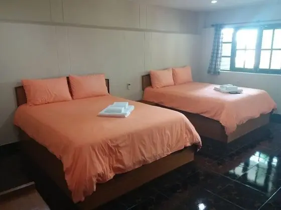 Standard Room For 4 People