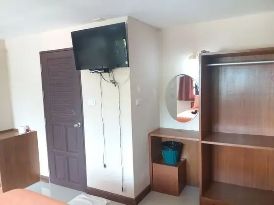 Standard Room For 6 People
