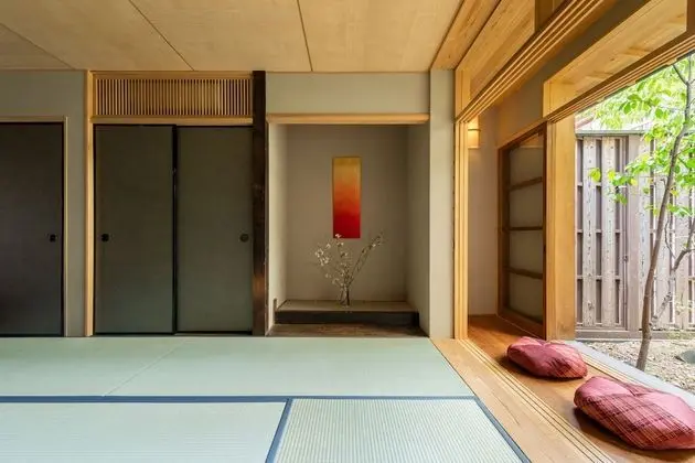 Sıra Ev, 3 Yatak Odası, Avlu Manzaralı