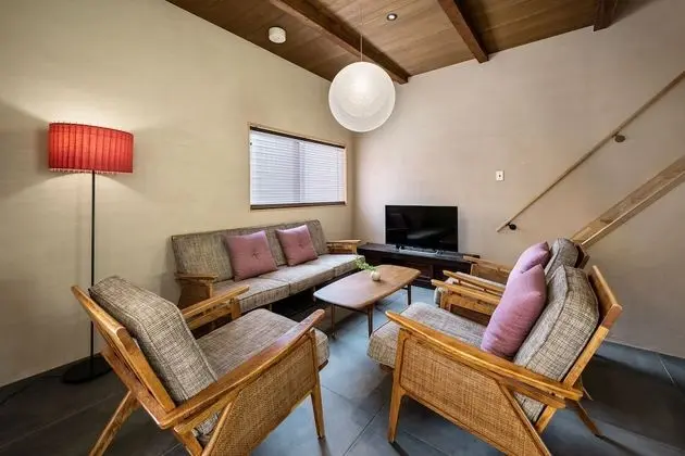 Sıra Ev, 3 Yatak Odası, Avlu Manzaralı