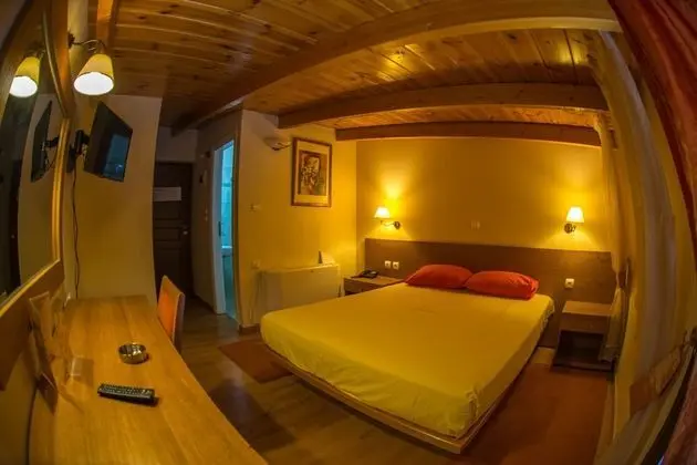 Standard Tek Büyük Yataklı Oda (attic)